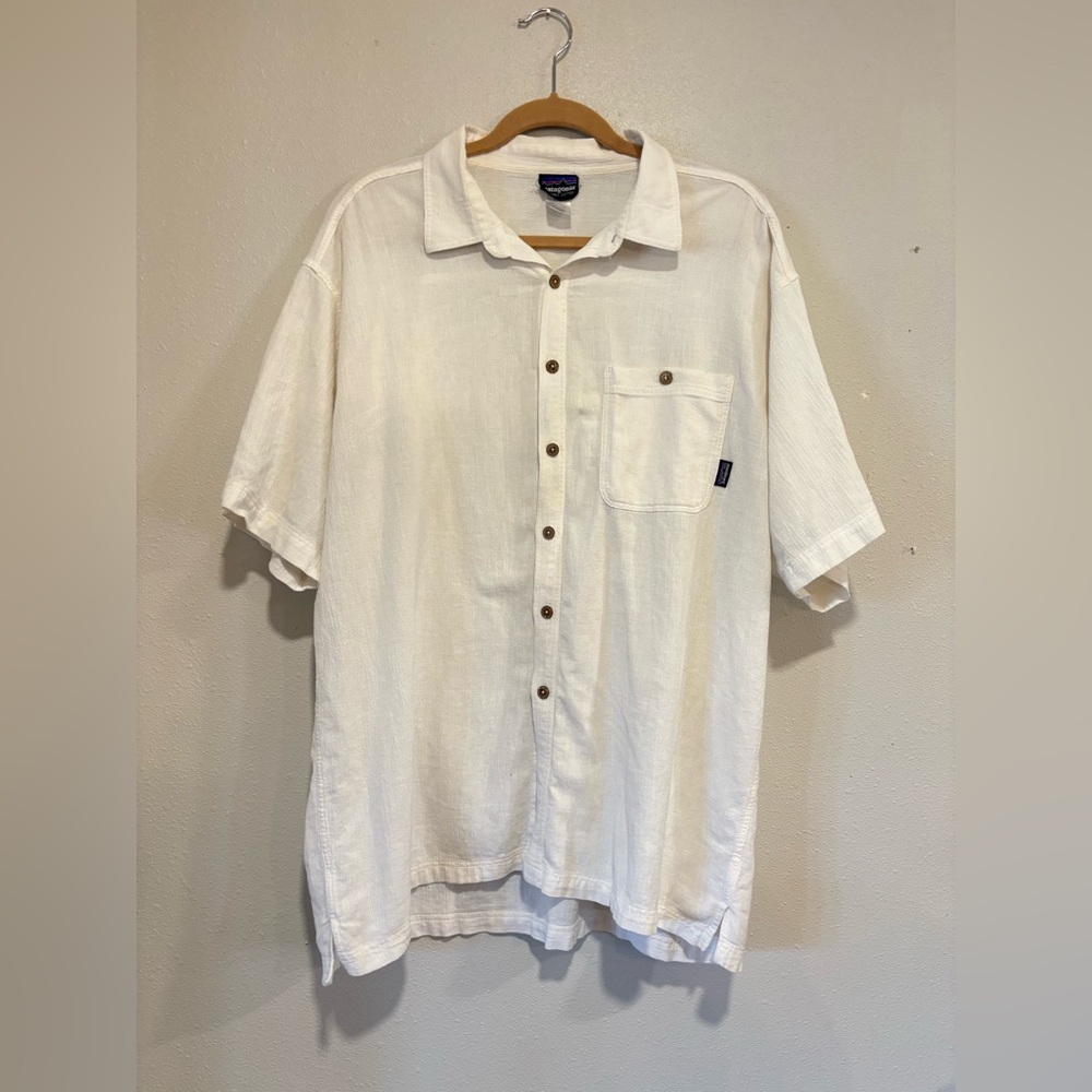 Patagonia Organic Cotton Button Down Shirt Men’s XL White Short Sleeve